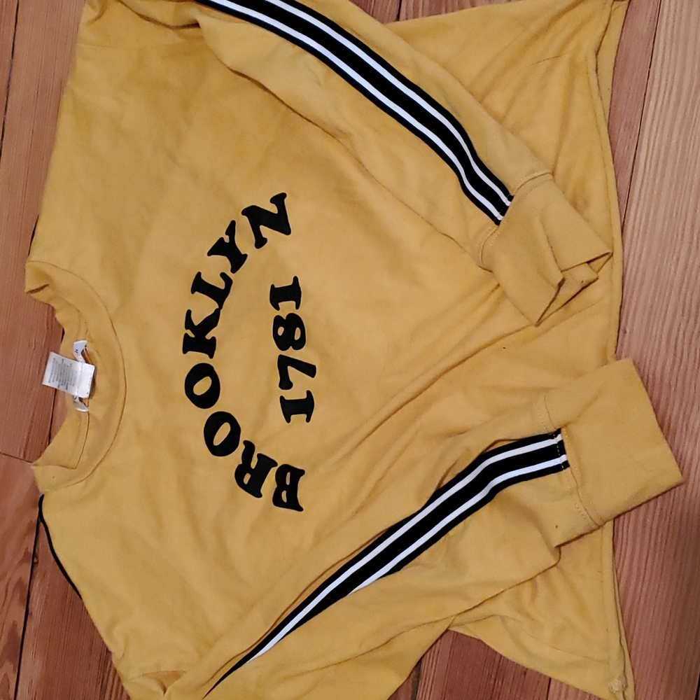 Brooklyn Cropped Long Sleeve Top